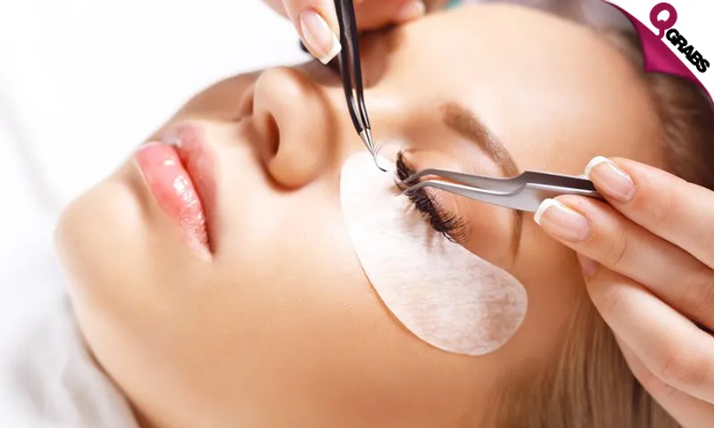 Classic Eyelash Extensions at Mirqab Mall!